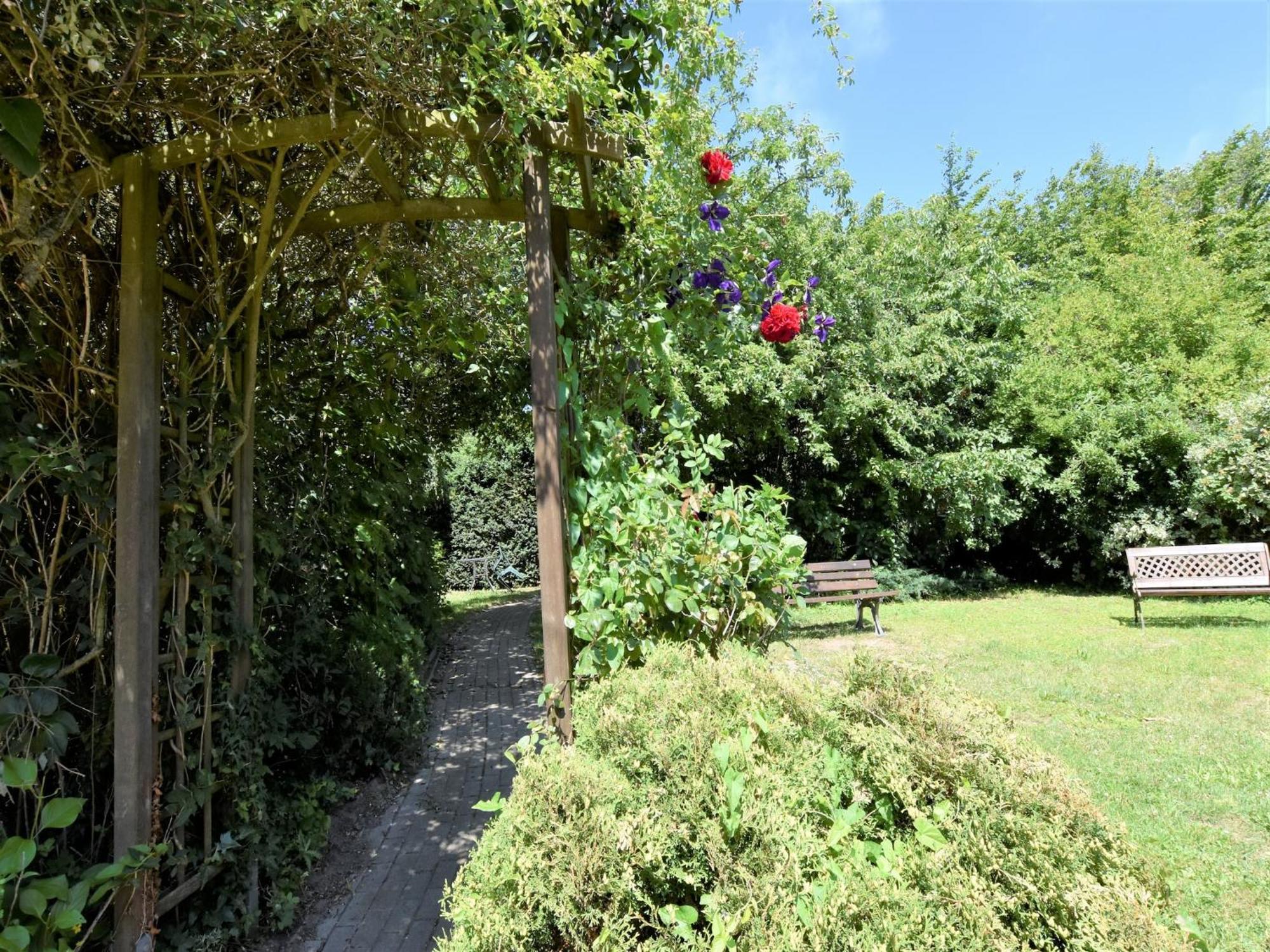 Beautiful Apartment In Rerik With Garden Near Sea Bagian luar foto